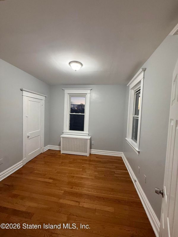 Building Photo - 335 Clifton Ave