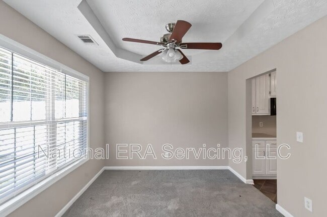 Building Photo - 355 Long Creek Dr