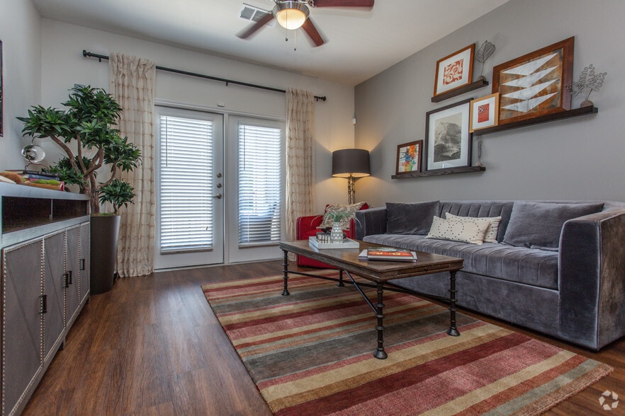 1 Br, Living Room - Parkside Place