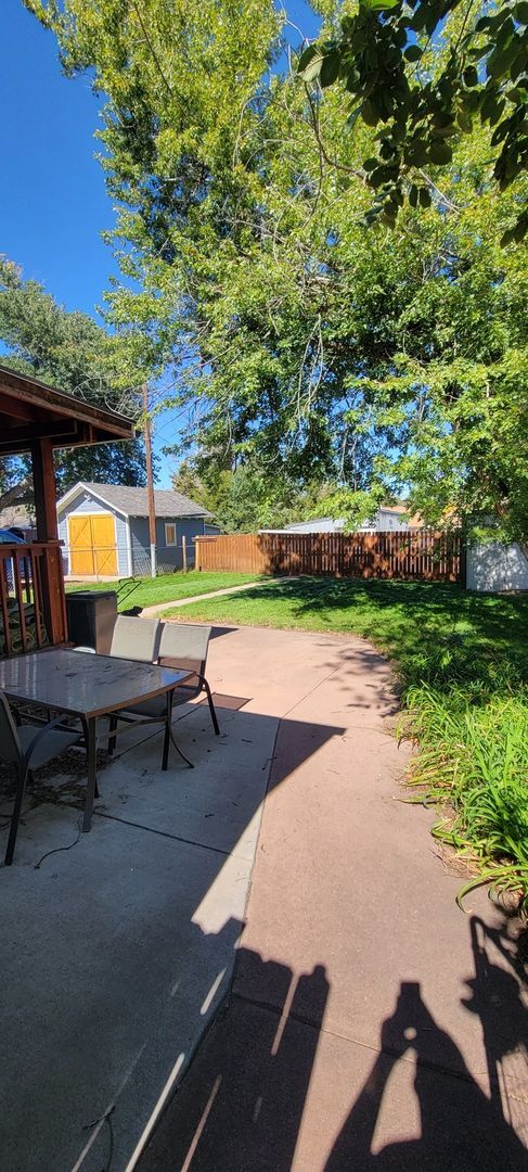 Building Photo - Charming 2BR House in Greeley with Large F...