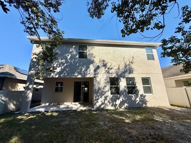 Building Photo - SPACIOUS Two Story Beautiful 5/4 Home in The Enclave At Aloma!