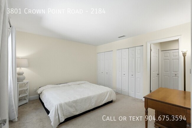 Building Photo - 3801 Crown Point Rd