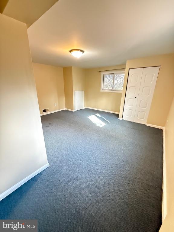 Building Photo - 11212 Dewey Rd