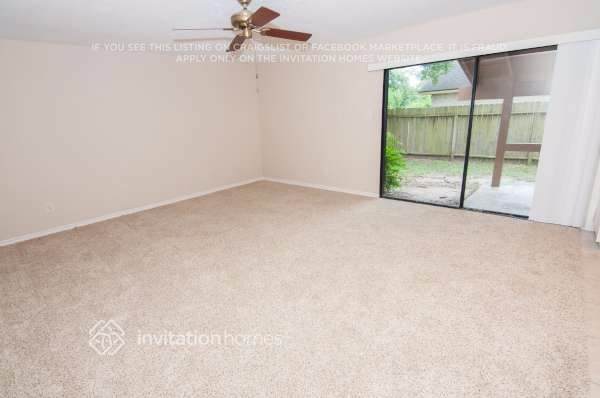 Building Photo - 18110 Navajo Trail Dr