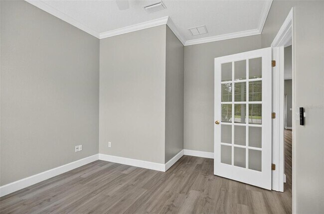 Building Photo - 37 Burnside Dr