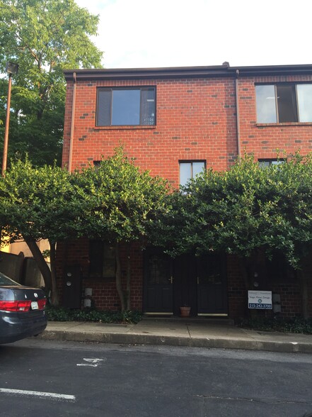 Private courtyard entrance - 821 N Taney St