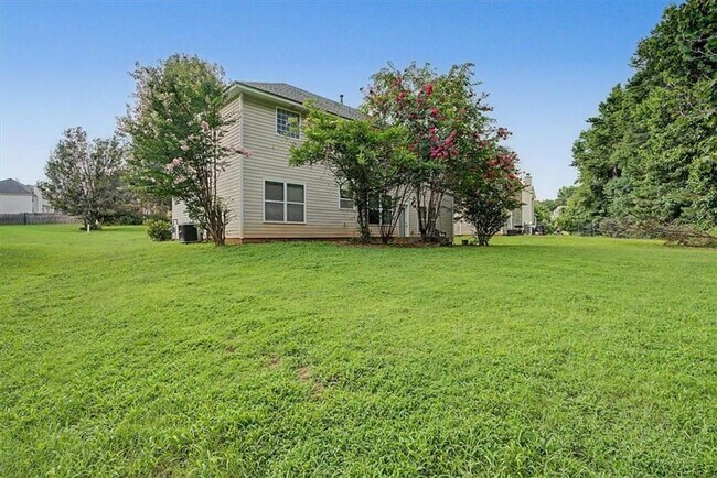 Building Photo - 1025 Balsam Wood Trail