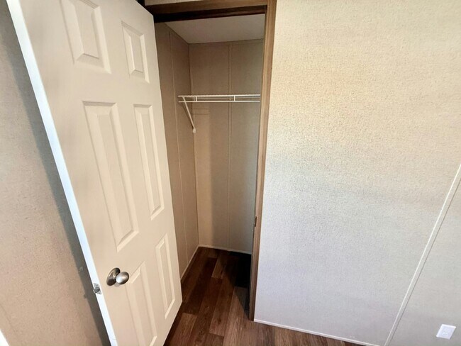 Building Photo - 751 Kernodle Ln