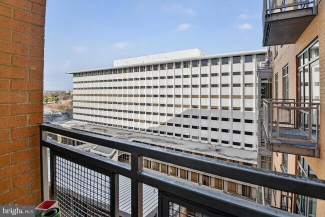 Building Photo - 6506 America Blvd