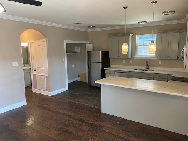 Building Photo - 8917 Pear St