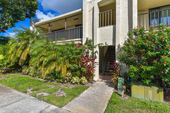 Building Photo - 150 Pineview Rd