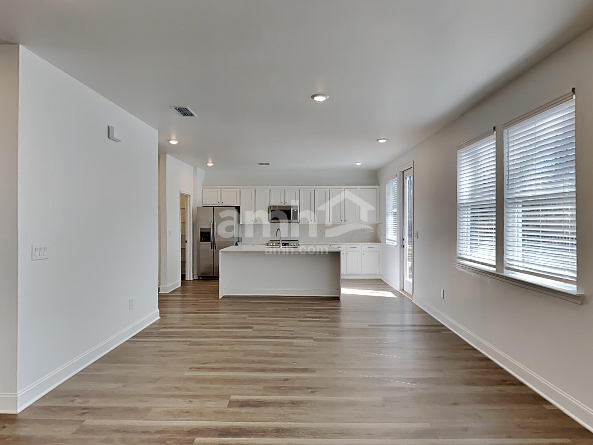 Building Photo - 1469 Aquamarine Dr