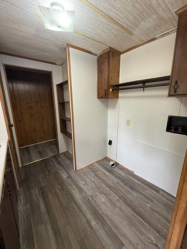 Building Photo - 631 Benton Pond Rd