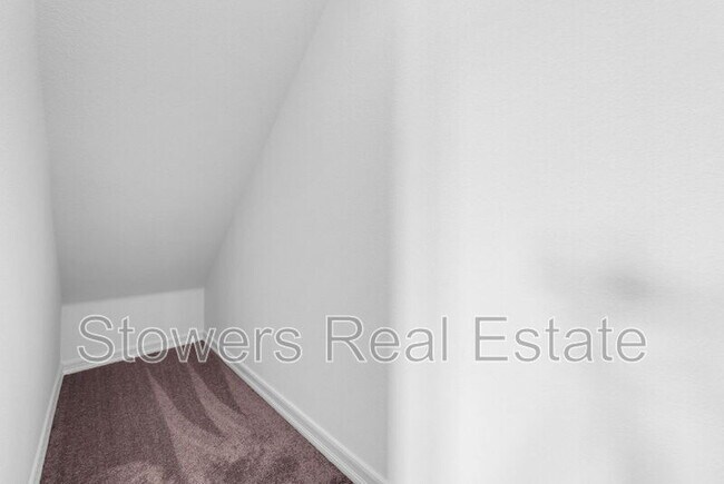 Building Photo - 6044 Claret Ct