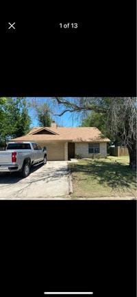 Building Photo - 1402 Rose Ave