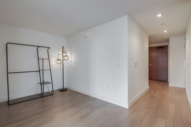 Building Photo - 1388 Kettner Blvd