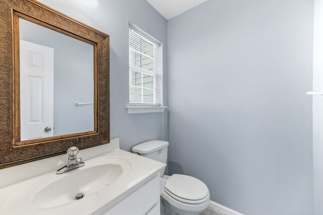 Building Photo - Beautiful Home West Ashley Shadow Moss Subdivision