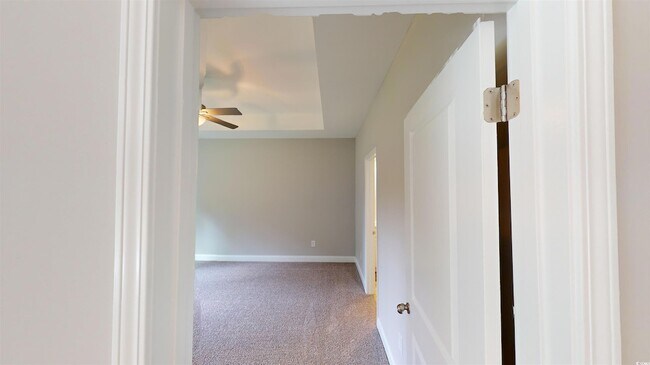 Building Photo - 1020 Moen Lp