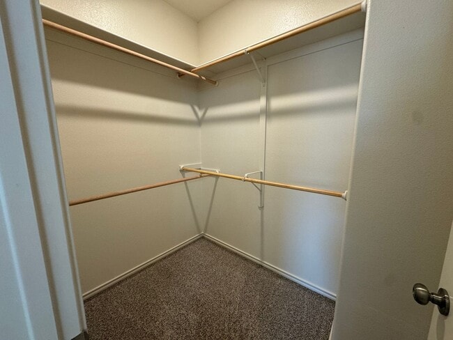 Building Photo - Available Now- Half Off First Months Rent!