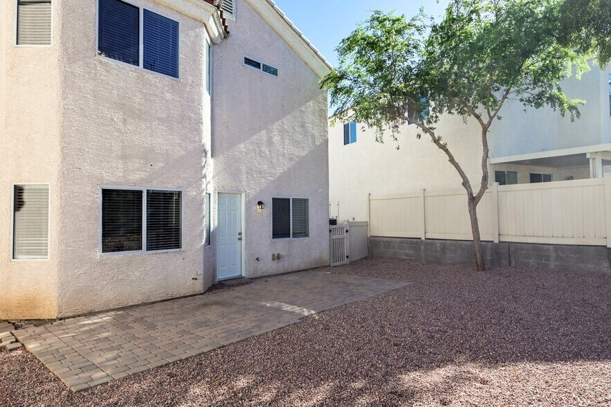 Building Photo - 2453 Wrangler Walsh Ln