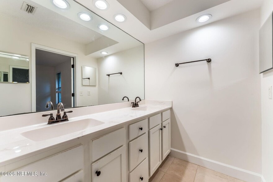 Building Photo - 13926 Spanish Marsh Ct