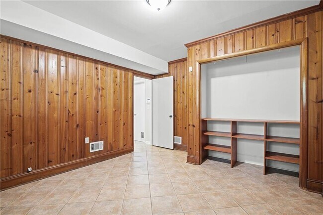 Building Photo - 1342 Atterberry Pl