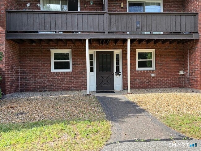 Building Photo - 4 Loveland Hill Rd
