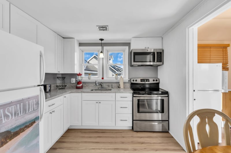 Building Photo - 108 Ocean Ave