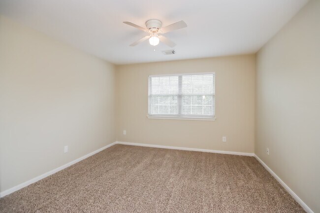 Building Photo - 9410 Mustang Park Ct