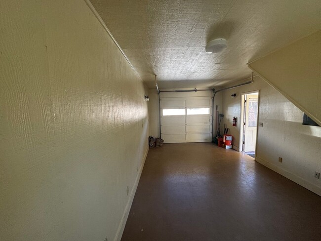 Building Photo - 2985 Mattison Ln