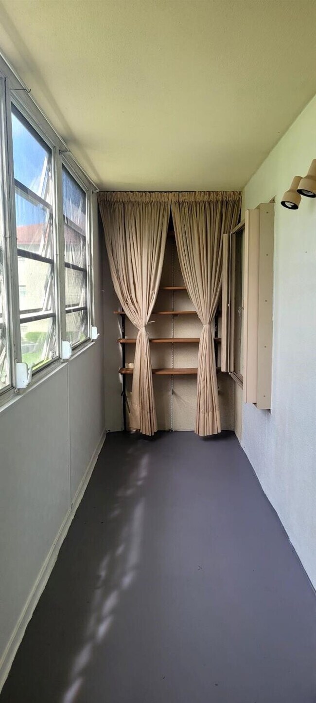 Building Photo - 151 SW 135th Terrace