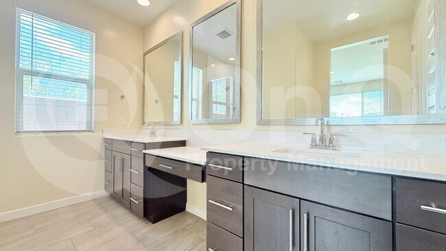 Building Photo - 9345 W Heatherbrae Dr