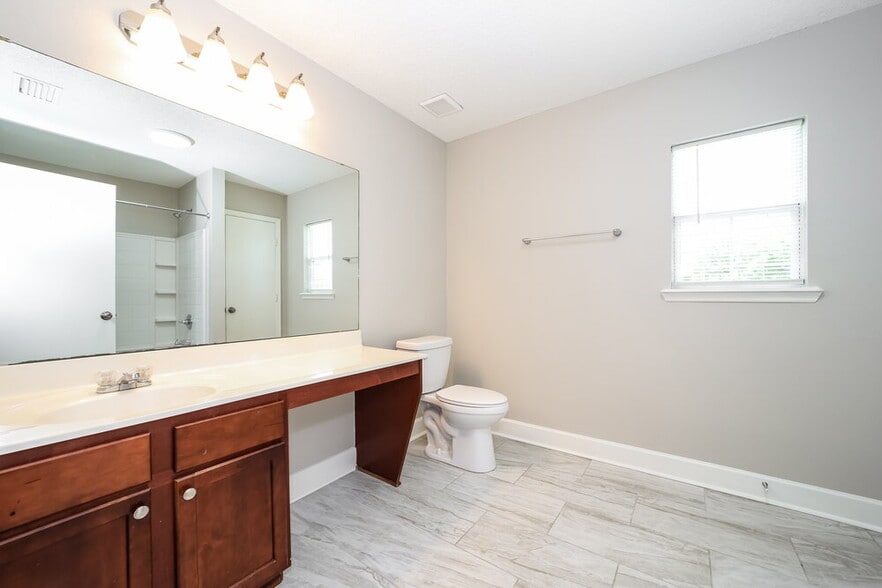 Building Photo - 2371 Adams Lake Boulevard