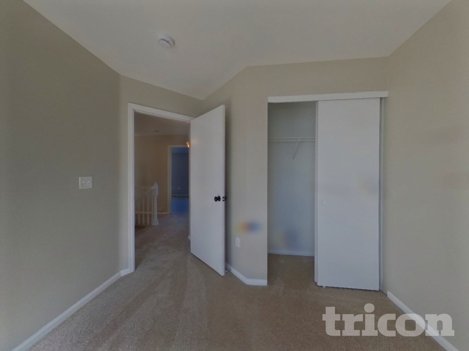 Building Photo - 6765 Lionshead Pkwy