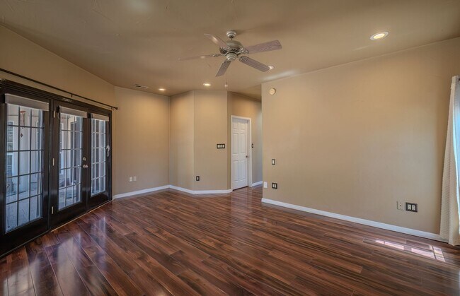 Building Photo - 111 Coker Ln