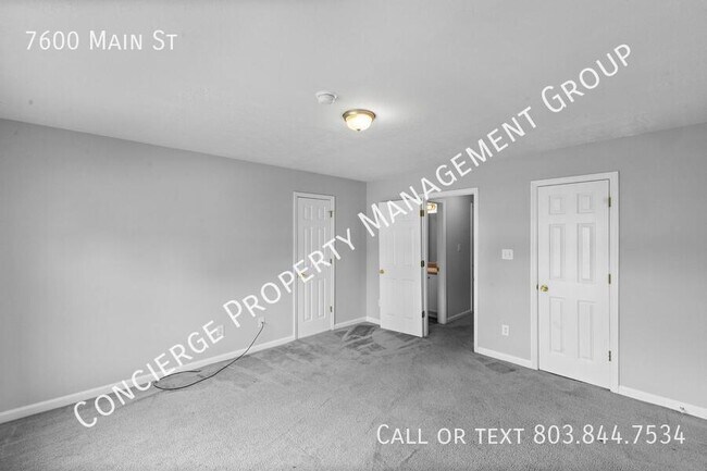 Building Photo - 7600 Main St
