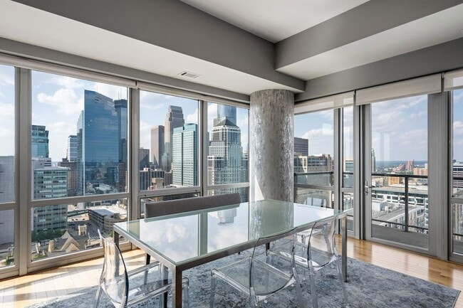 Building Photo - 929 Portland Ave