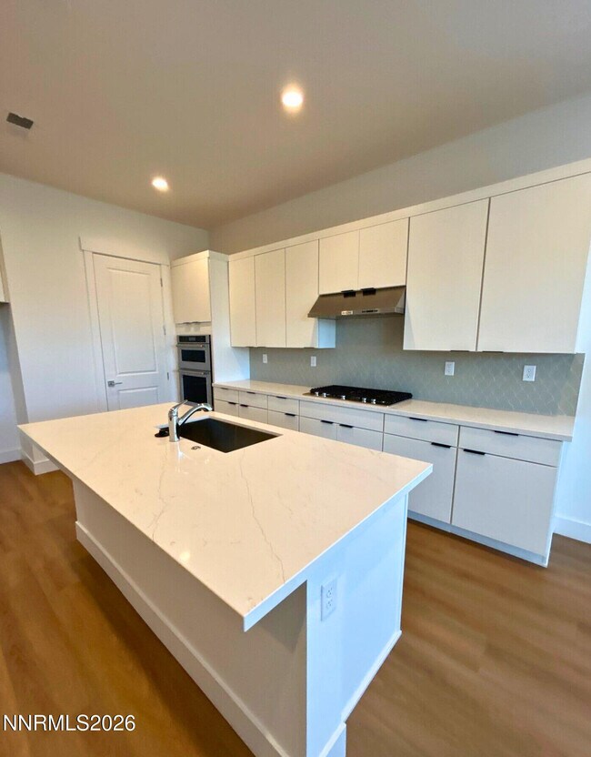 Building Photo - 7328 Oakmont Ln