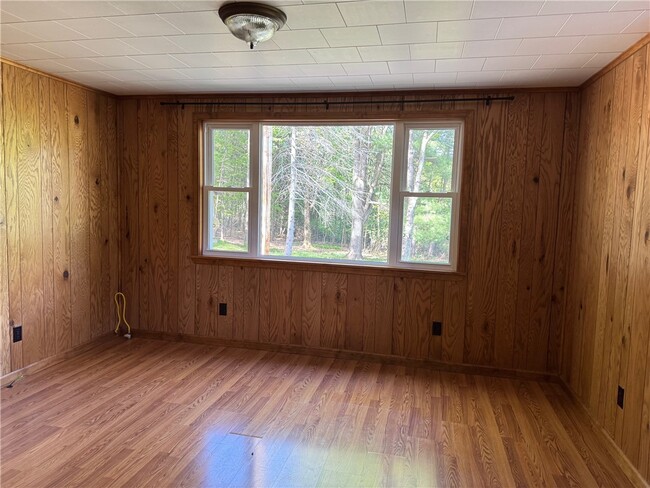 Building Photo - 9095 Bert Harvey Rd