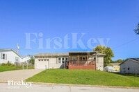 Building Photo - 1012 Magnolia W