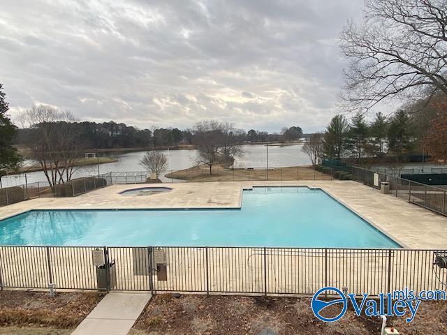 Building Photo - 492 SW Sussex Dr