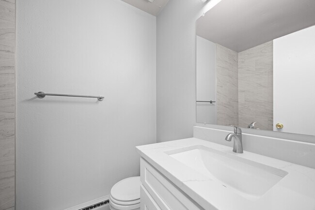 Floorplan - 2238 Canyon Blvd #2