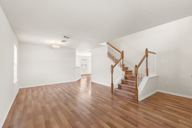 Building Photo - 3111 Holly Ranch Dr
