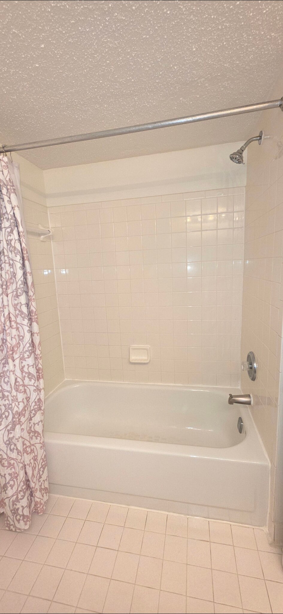 Bathroom Hallway - 3115 Patrick Henry Dr