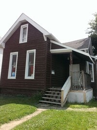 Building Photo - 720 Davis St