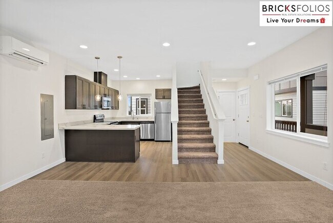 Building Photo - Discover Your Dream Home Near JBLM – No Worries About Vouchers or Deposits!