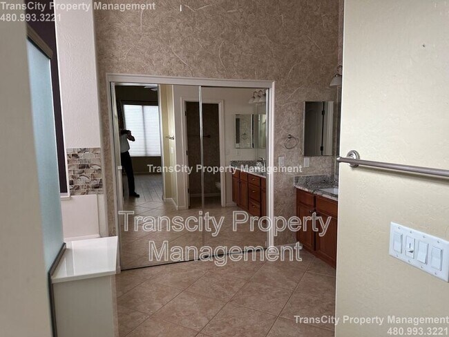 Building Photo - 26811 N 64th Ave