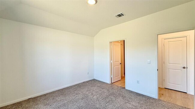 Building Photo - 792 Lake Sweetwater Ln