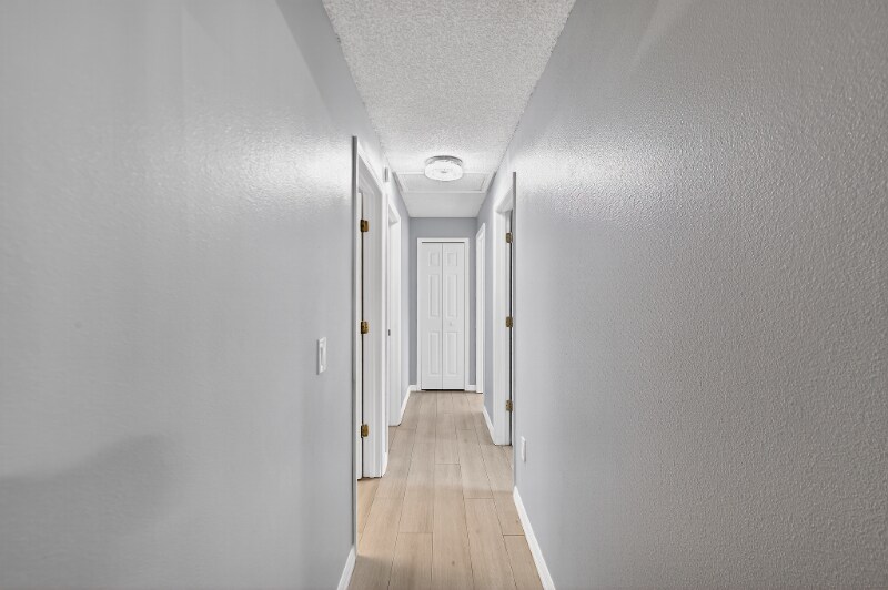 Building Photo - 4 Starling Dr