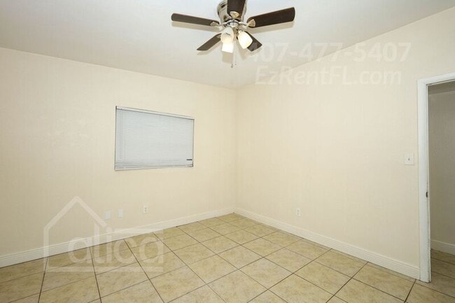 Building Photo - 3392 Bougainvillea Dr